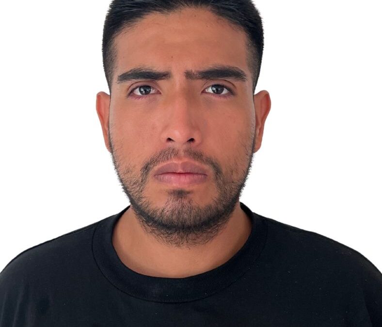 HZN017 Carlos Eduardo Aguirre Ruiz